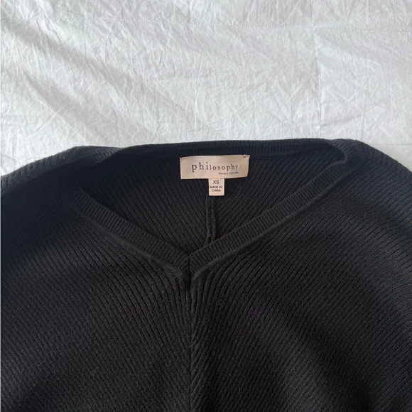 Philosophy Black V-Neck Lightweight Knit Sweater - Picture 2 of 3